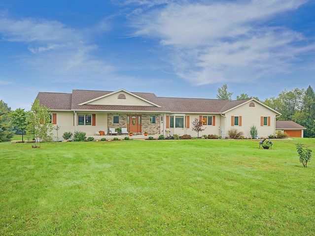 7920 COUNTY ROAD PD, Verona, WI 53593