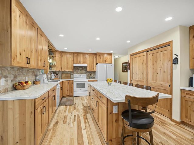 7920 COUNTY ROAD PD, Verona, WI 53593