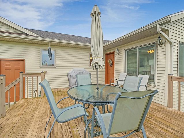 7920 COUNTY ROAD PD, Verona, WI 53593