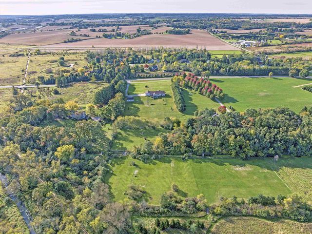 7920 COUNTY ROAD PD, Verona, WI 53593
