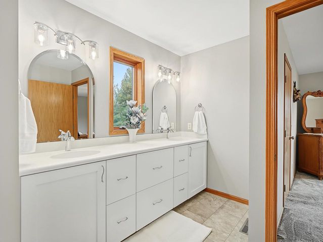 7920 COUNTY ROAD PD, Verona, WI 53593