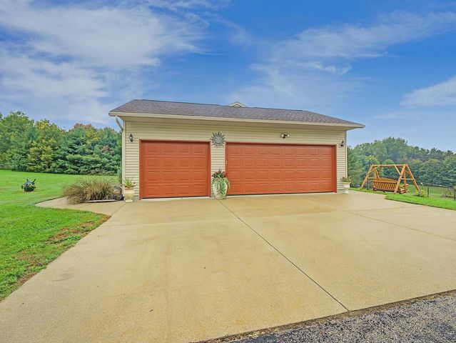 7920 COUNTY ROAD PD, Verona, WI 53593