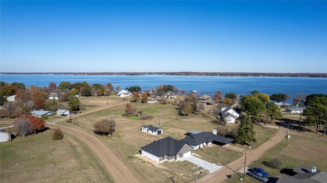 101 Baker B Ranch Road, Trinidad, TX 75163