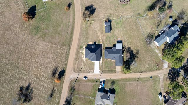 101 Baker B Ranch Road, Trinidad, TX 75163