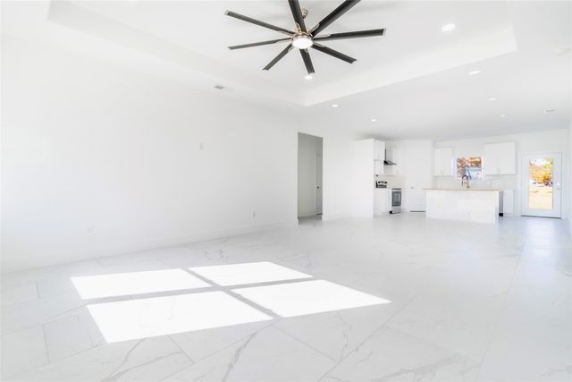 101 Baker B Ranch Road, Trinidad, TX 75163