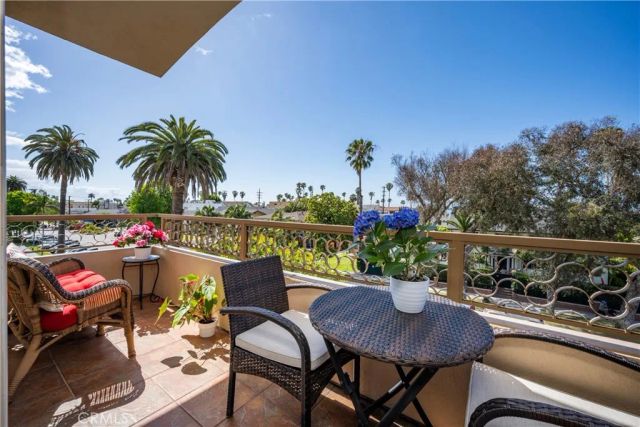 3401 E 1st 5, Long Beach, CA 90803
