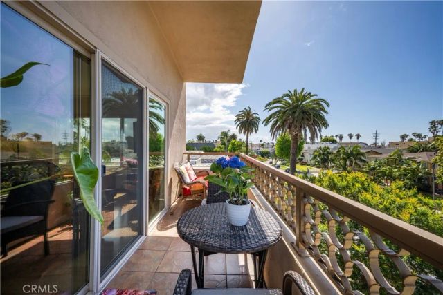 3401 E 1st 5, Long Beach, CA 90803