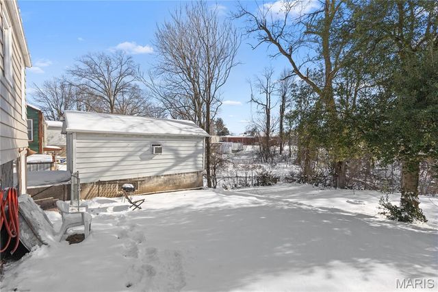 3313 Leo Street, Alton, IL 62002