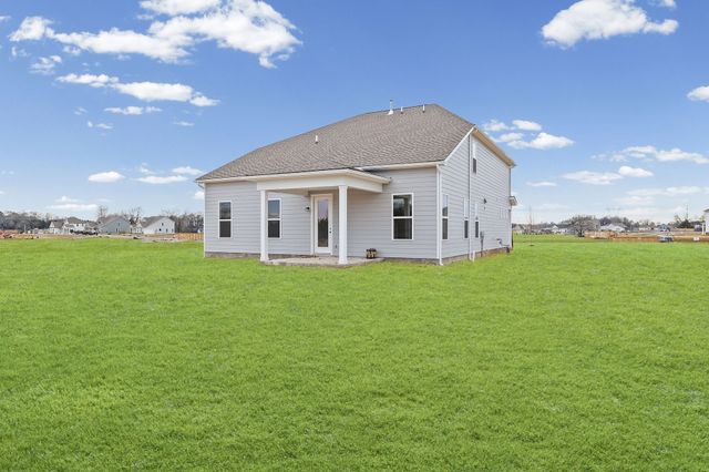 1437 Charles Dr, Chapel Hill, TN 37034