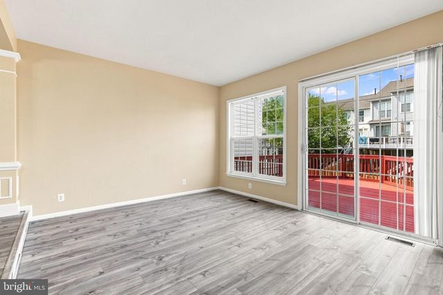 22675 SIMONET BLANC TER, Ashburn, VA 20148