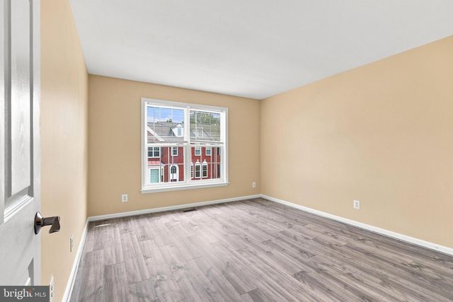 22675 SIMONET BLANC TER, Ashburn, VA 20148