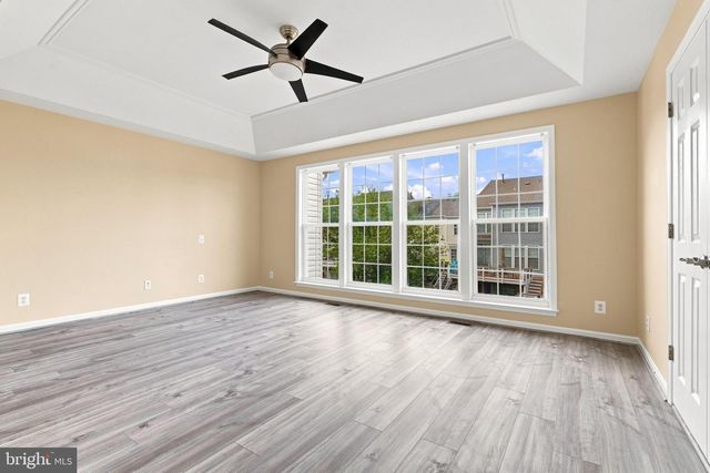 22675 SIMONET BLANC TER, Ashburn, VA 20148