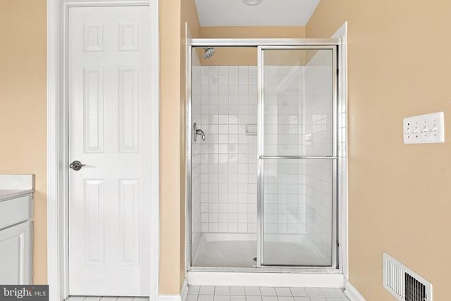 22675 SIMONET BLANC TER, Ashburn, VA 20148
