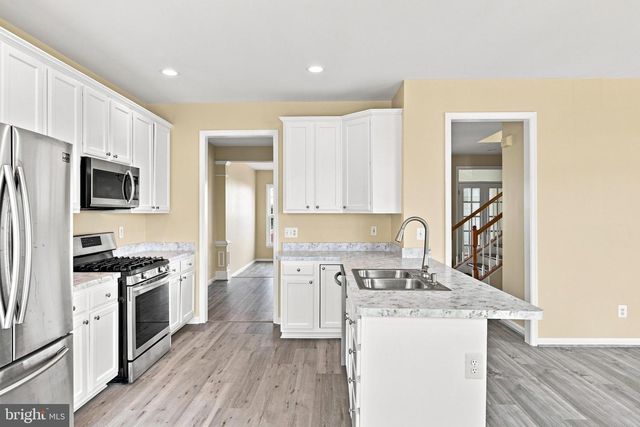 22675 SIMONET BLANC TER, Ashburn, VA 20148
