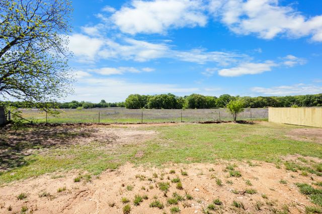 405 Bass Street, Bridgeport, TX 76426