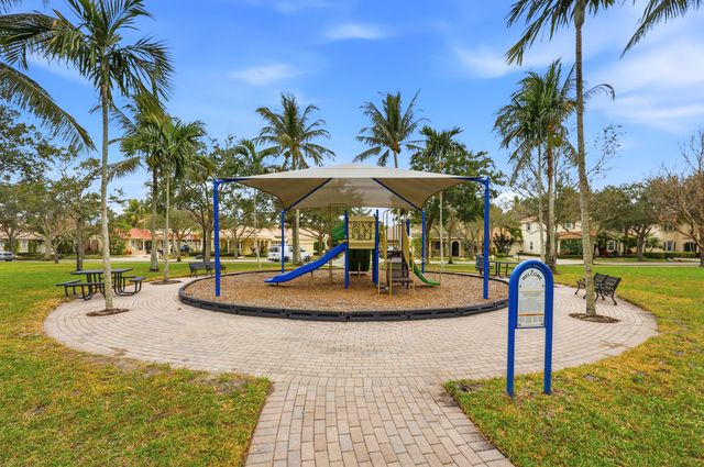 123 Via Santa Cruz, Jupiter, FL 33458