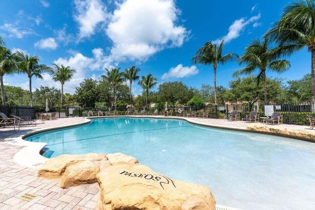 123 Via Santa Cruz, Jupiter, FL 33458