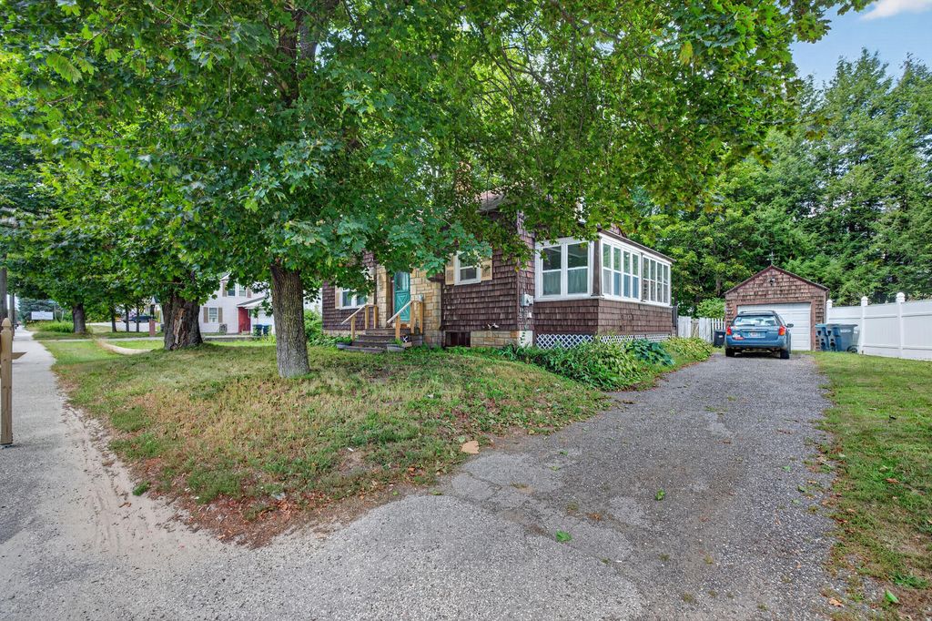 885 Minot Avenue, Auburn, ME 04210 — photo 4