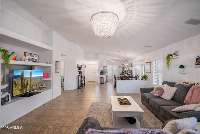 2246 E SOFT WIND Drive, Phoenix, AZ 85024