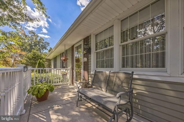 201 WALNUT AVENUE, Berlin, NJ 08009