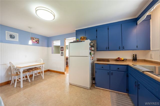 297 Burch Avenue, West Seneca, NY 14210