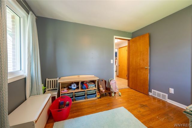 297 Burch Avenue, West Seneca, NY 14210