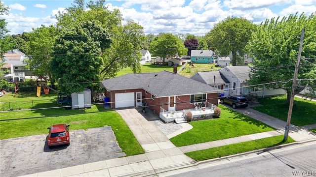 297 Burch Avenue, West Seneca, NY 14210