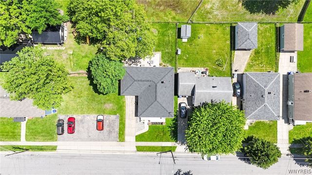 297 Burch Avenue, West Seneca, NY 14210
