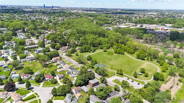 297 Burch Avenue, West Seneca, NY 14210