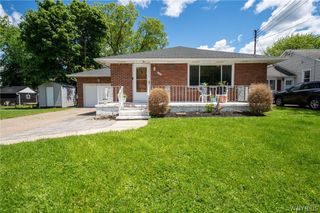 297 Burch Avenue, West Seneca, NY 14210