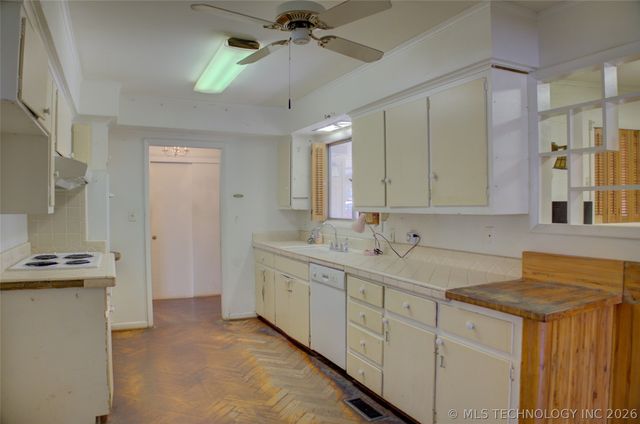 4659 E 55th Place, Tulsa, OK 74135