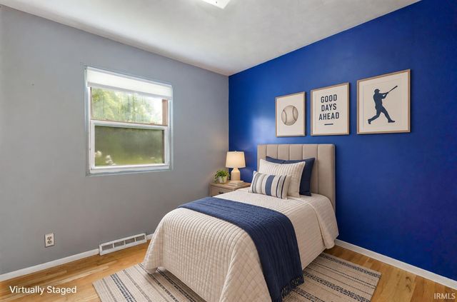 51165 Orange Road, South Bend, IN 46628