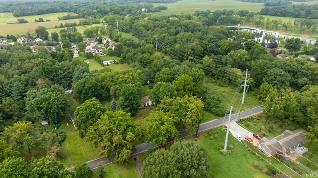 51165 Orange Road, South Bend, IN 46628