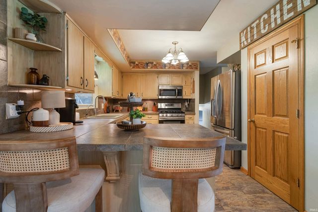 51165 Orange Road, South Bend, IN 46628