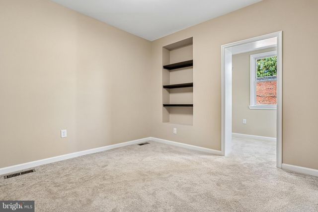 1517 N ELLAMONT ST, Baltimore, MD 21216