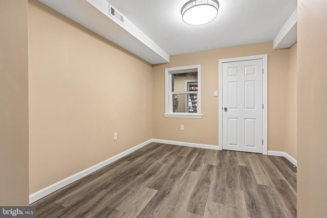 1517 N ELLAMONT ST, Baltimore, MD 21216