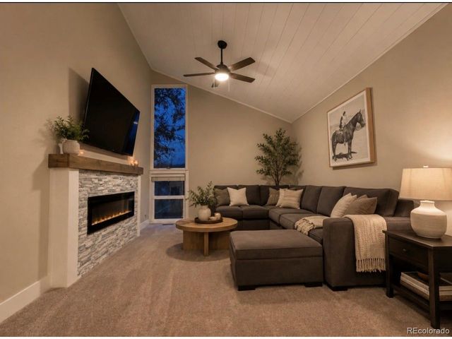 9607 E Chenango Ave, Englewood, CO 80111