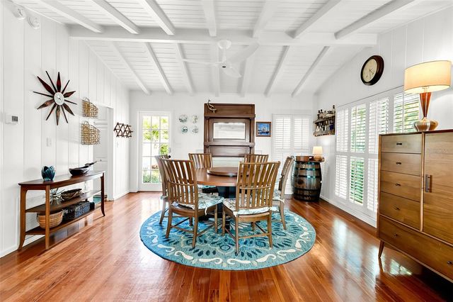 621 CASEY KEY ROAD, Nokomis, FL 34275