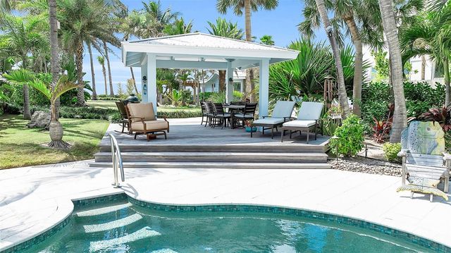 621 CASEY KEY ROAD, Nokomis, FL 34275