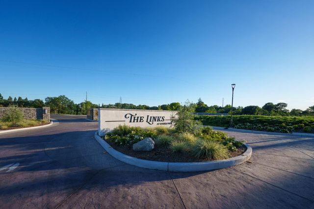 3009 Torrey Pines Dr, Roseville, CA 95678