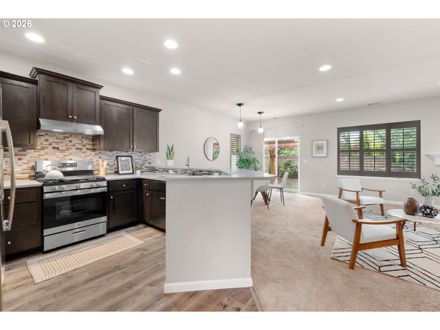 7493 Nw TANOAK Ter, Portland, OR 97229