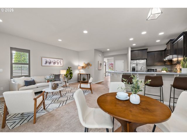 7493 Nw TANOAK Ter, Portland, OR 97229