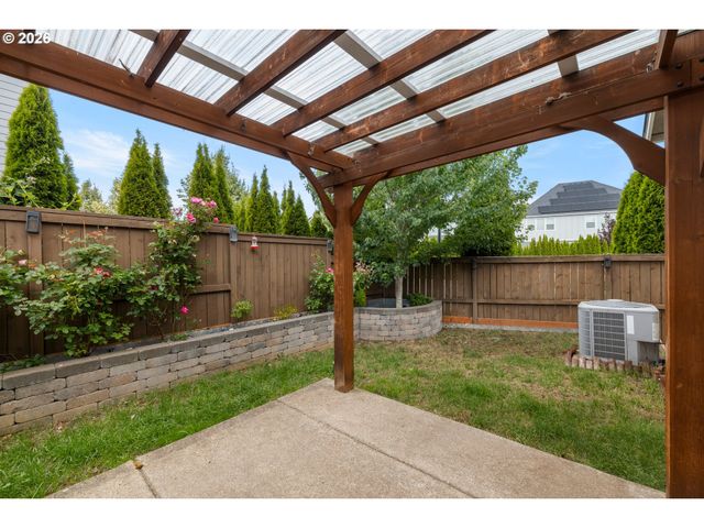 7493 Nw TANOAK Ter, Portland, OR 97229
