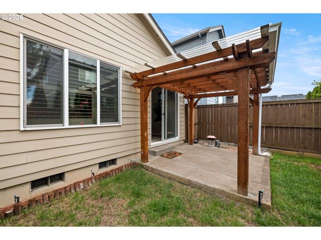 7493 Nw TANOAK Ter, Portland, OR 97229