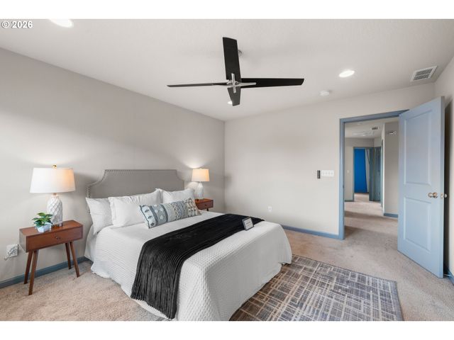 7493 Nw TANOAK Ter, Portland, OR 97229