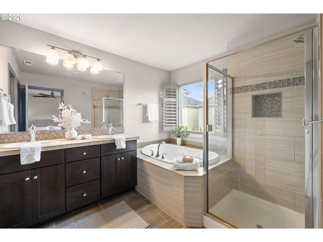 7493 Nw TANOAK Ter, Portland, OR 97229