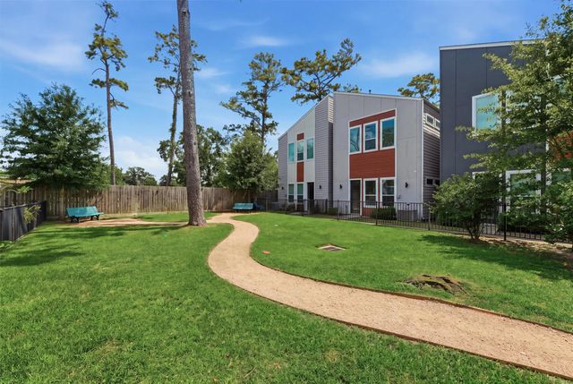 590 Janisch Road, Houston, TX 77018