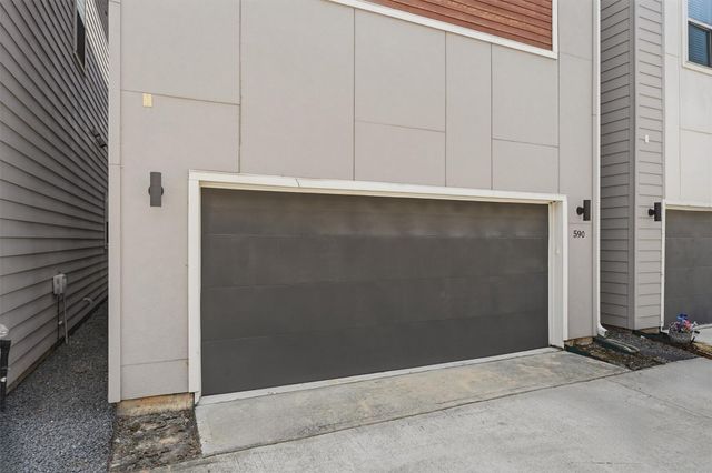 590 Janisch Road, Houston, TX 77018