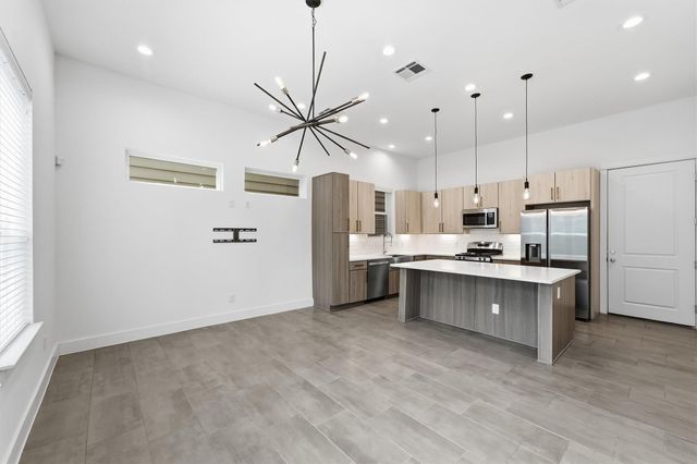590 Janisch Road, Houston, TX 77018