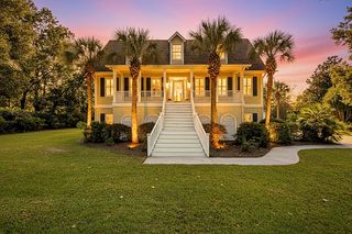 7879 Gull Bay Drive, Awendaw, SC 29429